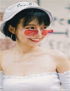 女孩和蜘蛛
